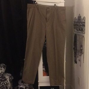 Izod men’s pants 40x32